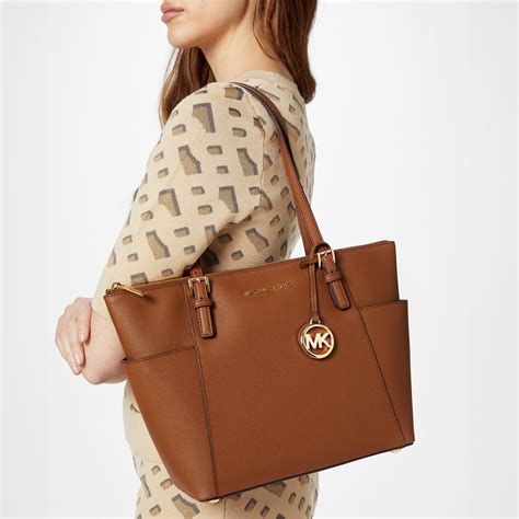 michael kors jet set tote flieder|michael kors jet set duffle.